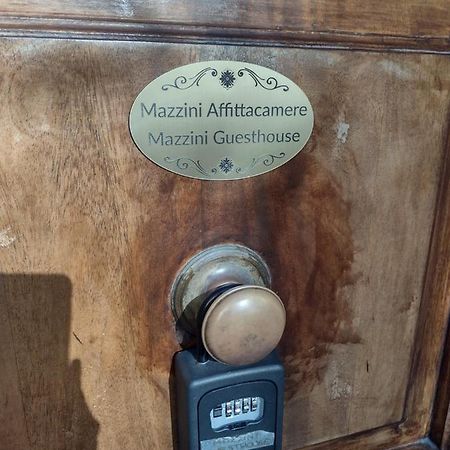 Mazzini Affittacamere 비아레지오 외부 사진